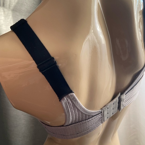 32C Glamorise black and grey sports bra NWOT - Picture 10 of 13